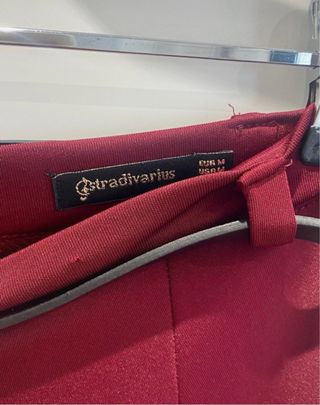 Falda roja Stradivarius - Talla S