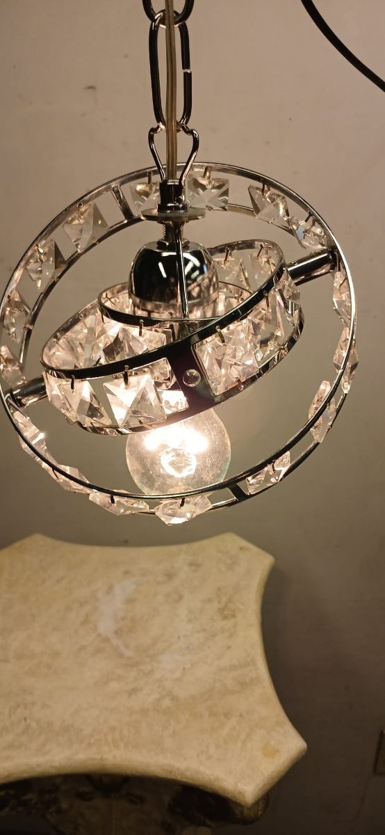 sospensione con cristalli