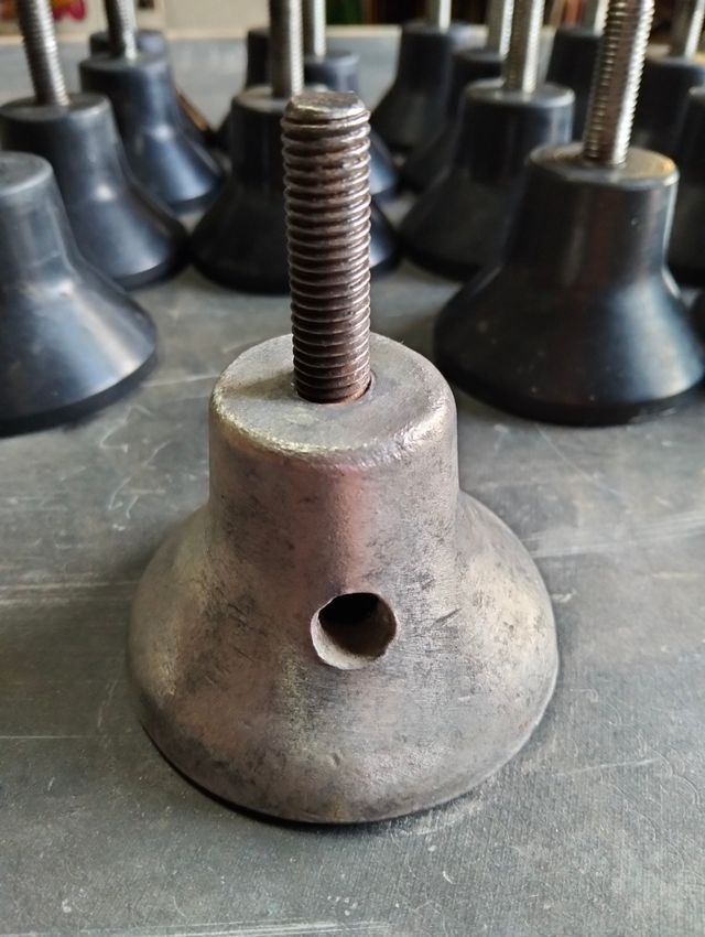 NIVELADORES FUTBOLÍN DELGADO