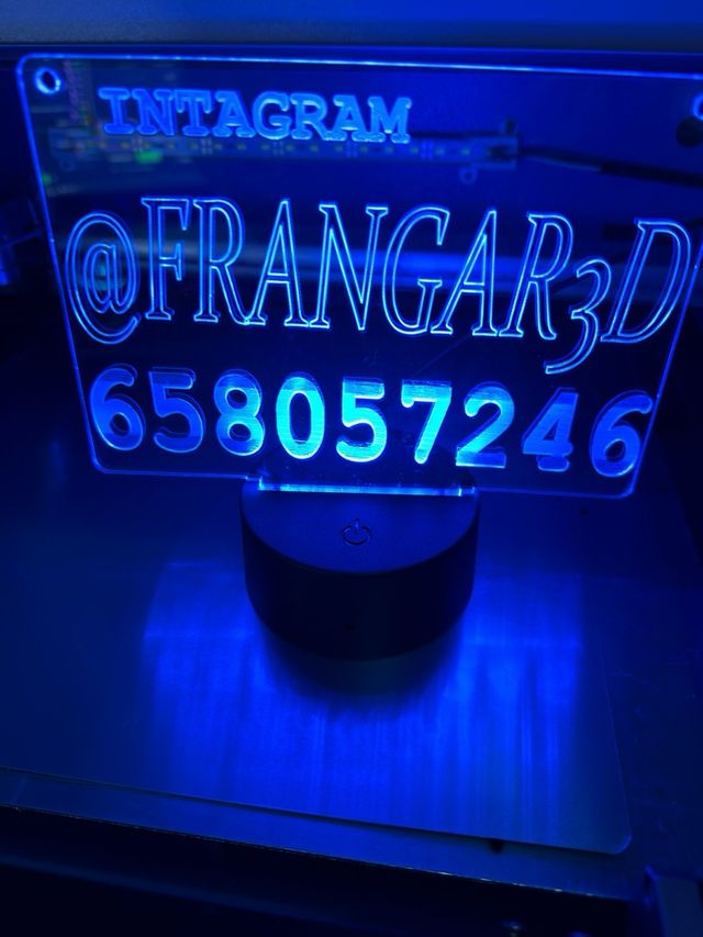 Diseños e impresiones 3D y corte láser.