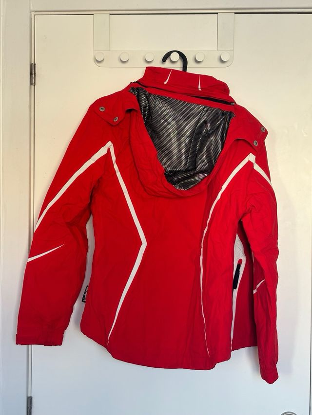 Chaqueta esquí roja y blanca