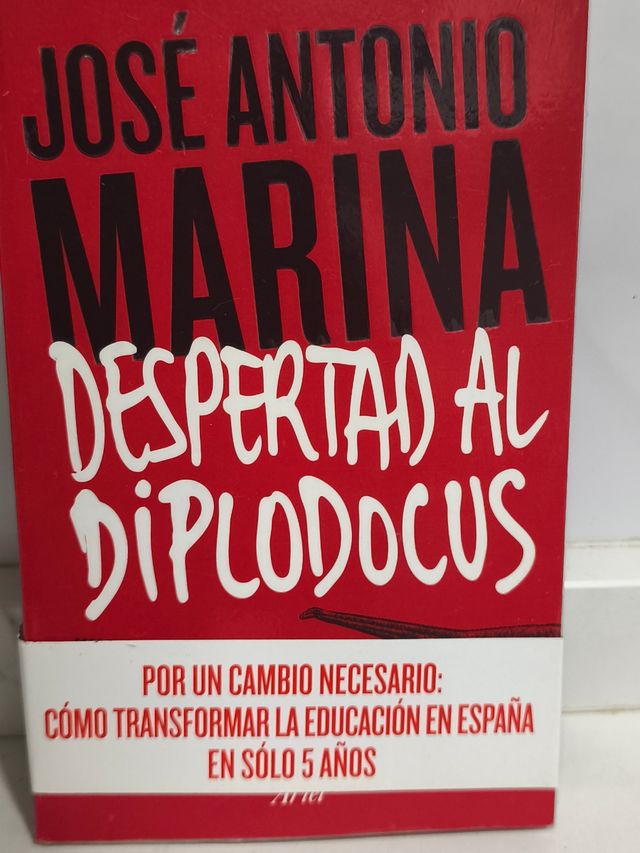Despertad al diplodocus: Una conspiración educa...