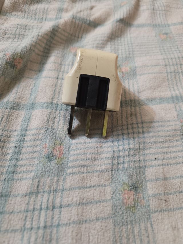 Adaptador de ficha europeu para forno