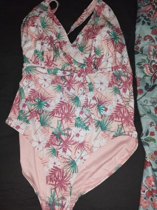 Bañador estampado flores - talla L- XL