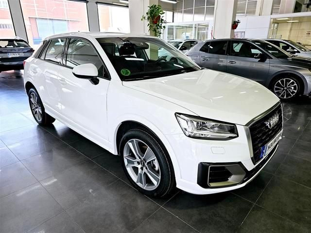 Audi Q2 design 35 TFSI 110 kW (150 CV) S tronic
