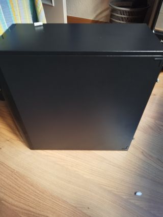 Caja PC NOX sobremesa, Nova Negra