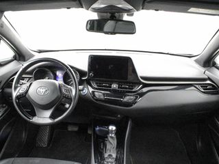 TOYOTA C-HR CH Toyota C-HR - MY22