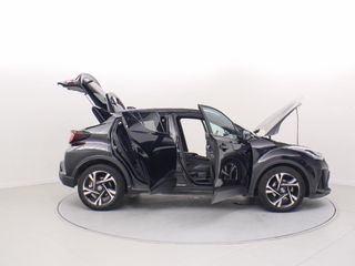 TOYOTA C-HR CH Toyota C-HR - MY22