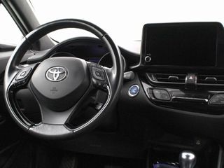 TOYOTA C-HR CH Toyota C-HR - MY22