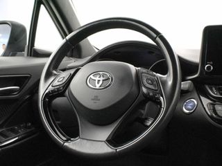 TOYOTA C-HR CH Toyota C-HR - MY22