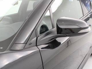 TOYOTA C-HR CH Toyota C-HR - MY22