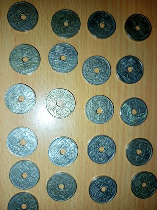 51 Monedas Antiguas España 1949,1963 y 1965.