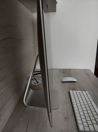 iMac Retina 4k 21.5" 2017 Plata - Apple