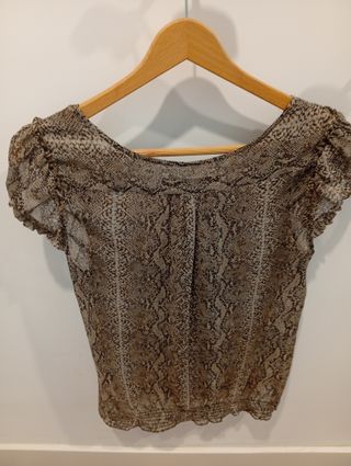 Blusa gasa estampado serpiente Zara Talla S