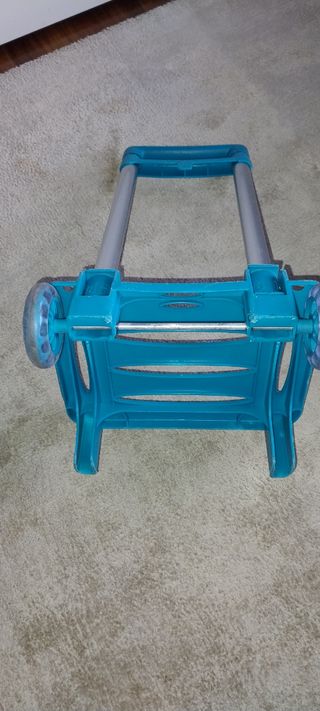 Carrito porta-mochila infantil
