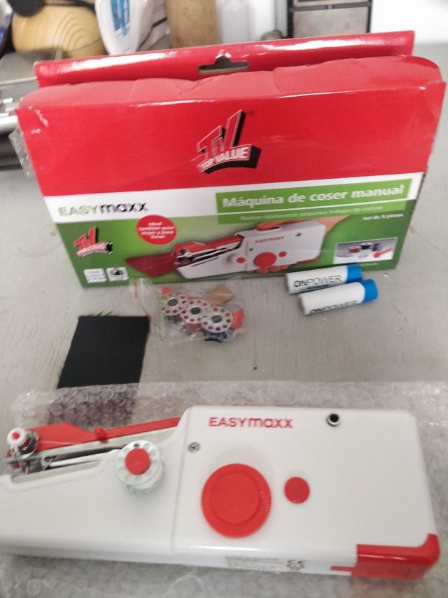 Macchina da cucire EASYmaxx portatile