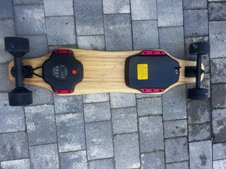 Longboard eléctrico
