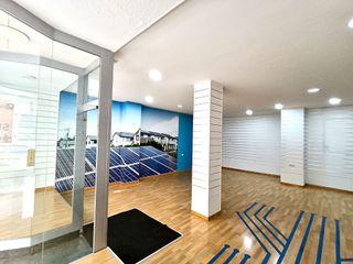 Local comercial en venta en Universidad en Ciudad Real