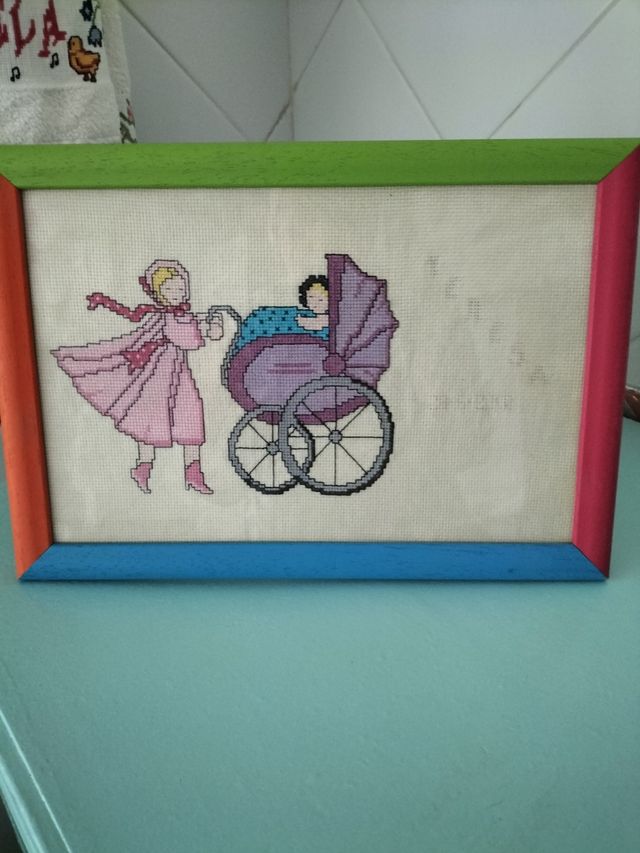 Cuadro punto de cruz bebé