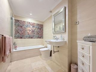 Piso en venta en Puerto Banús en Marbella