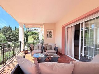 Piso en venta en Puerto Banús en Marbella