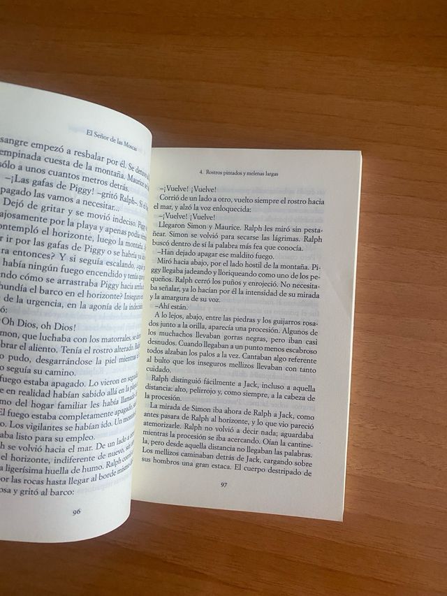 El Señor de las Moscas (Spanish Edition)