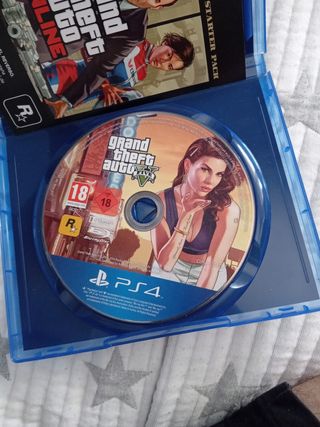 FIFA 23 y GTA V PS4 (PlayStation 4)