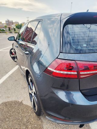 Volkswagen Golf 2014