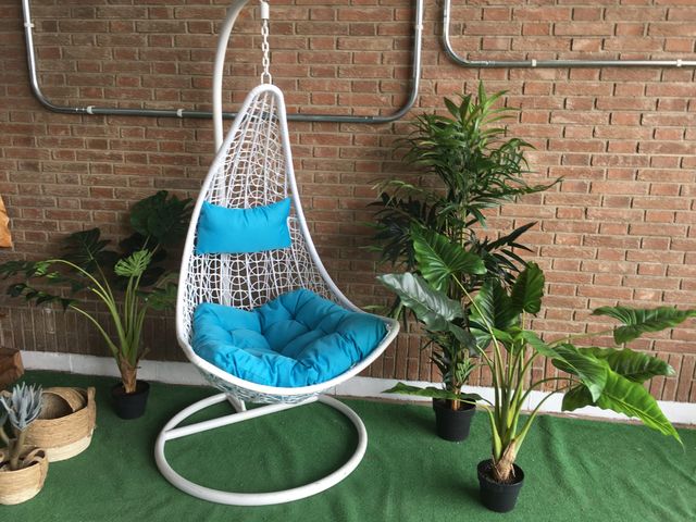 Silla Colgante Mecedora Once. Muebles de Jardin