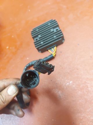 Regulador alternador BMW F800ST