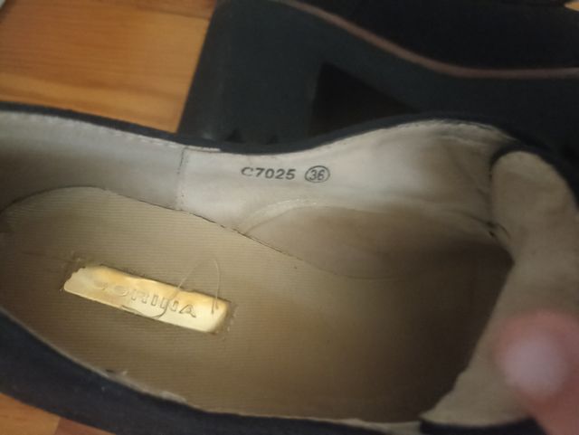 Zapatos CORINA negros, talla 36.