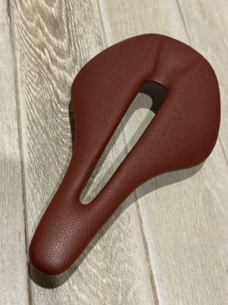 SILLIN BICICLETA CARBONO marron