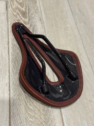SILLIN BICICLETA CARBONO marron