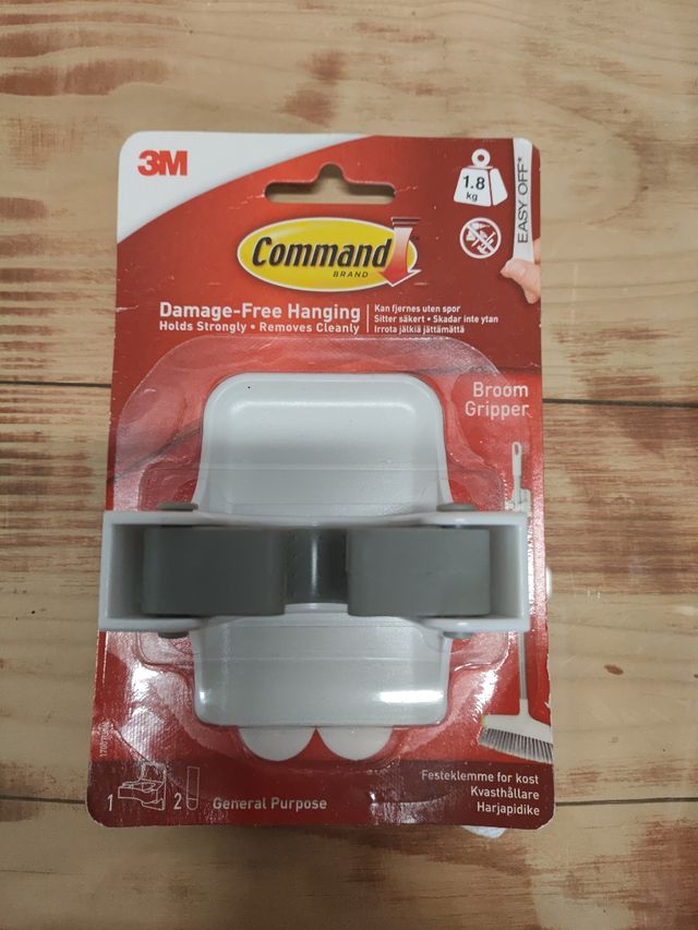 Soporte escoba Command 3m.