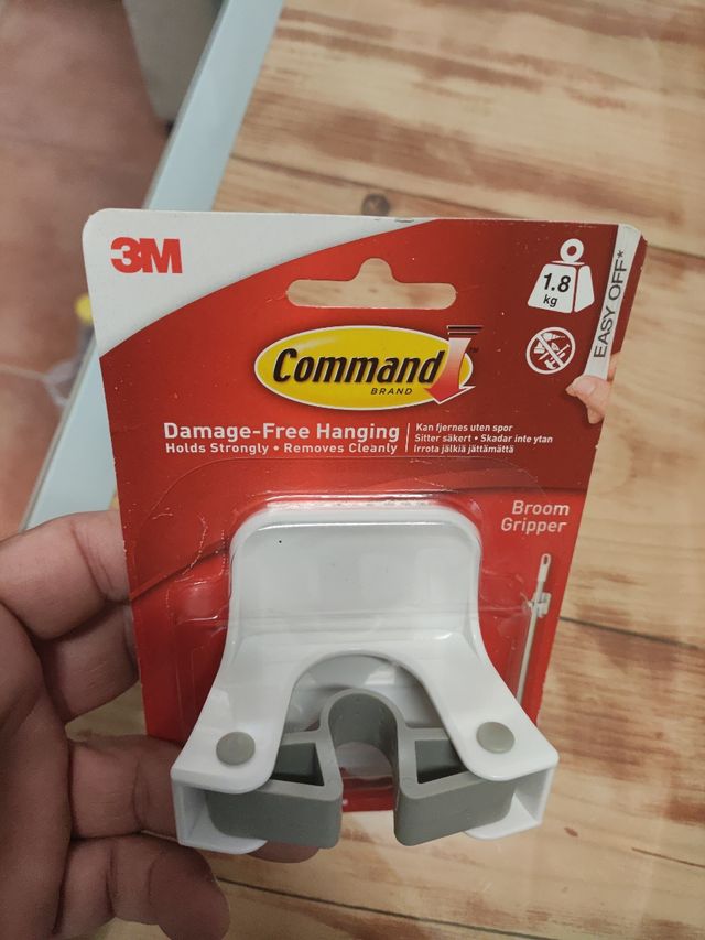 Soporte escoba Command 3m.