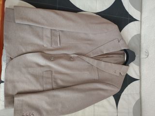 Chaqueta beige hombre