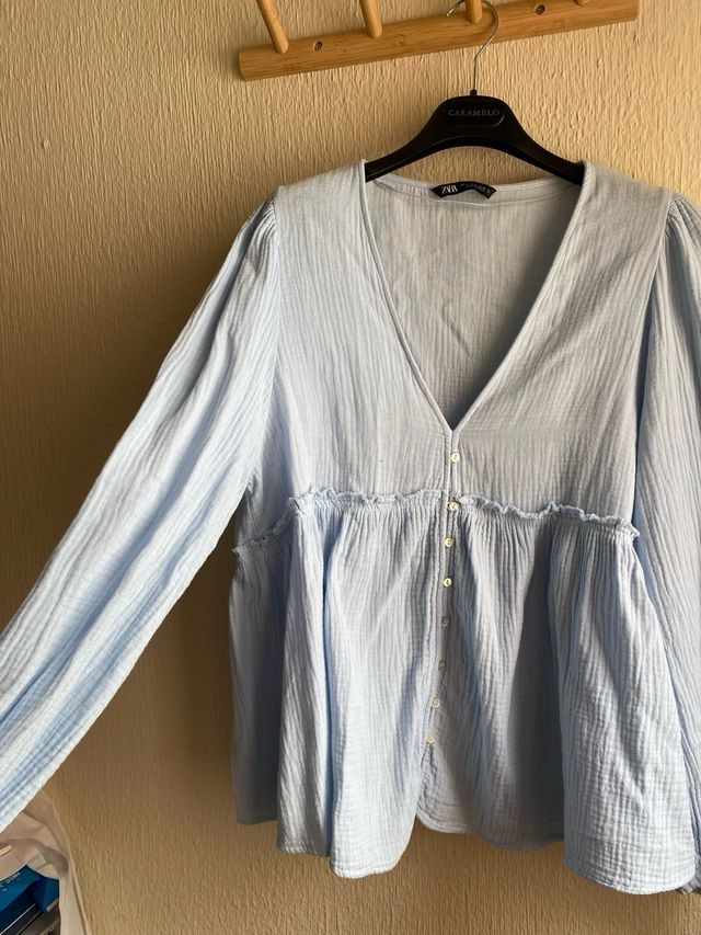 Blusa Zara azul claro - Talla L