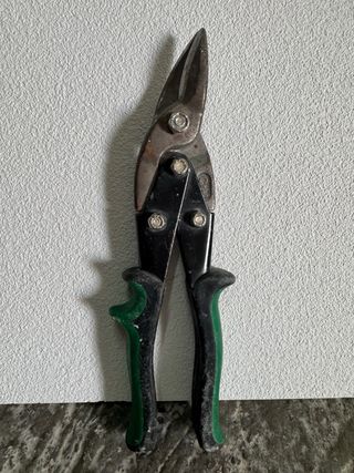 Tijeras cortar chapa - Zurdo con muy pocos cortes.