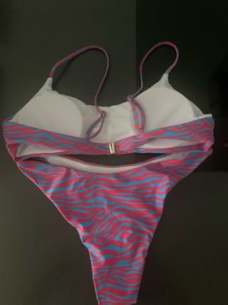 2 Bikini 