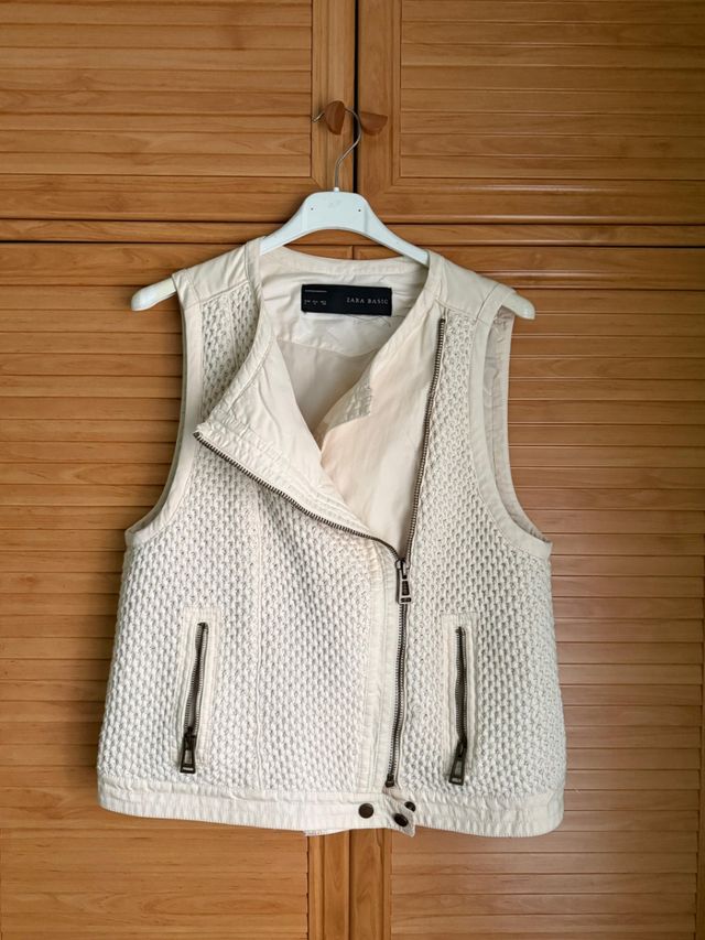 Chaleco Zara Basic beige L