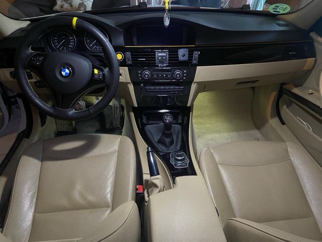 BMW Serie 3 e90 325i 2009