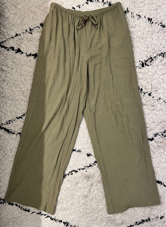 Pantalones fluidos Zara - Verde oliva