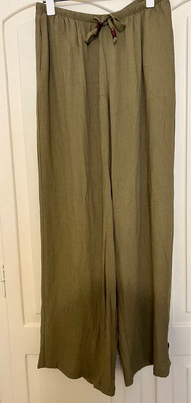 Pantalones fluidos Zara - Verde oliva