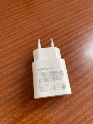 Cargador Samsung EP-TA800