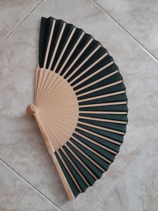 2 Abanicos: Rojo y Verde