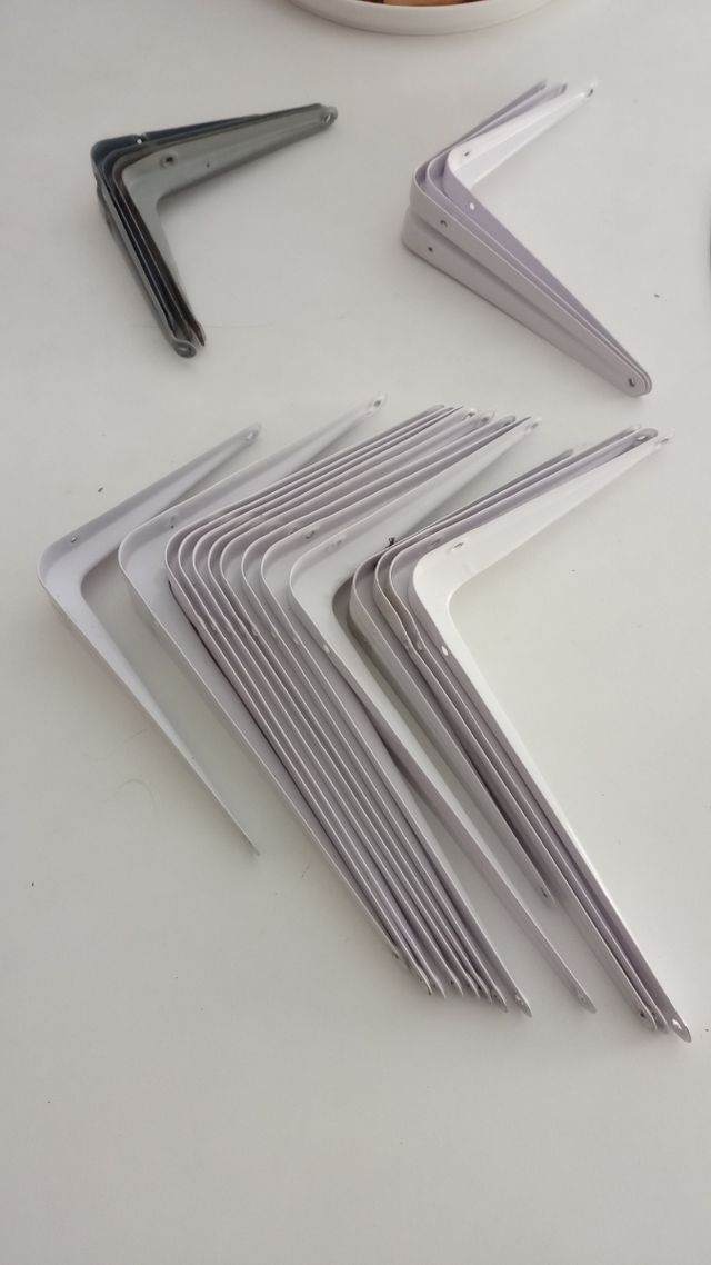 Soportes de estantería - metal