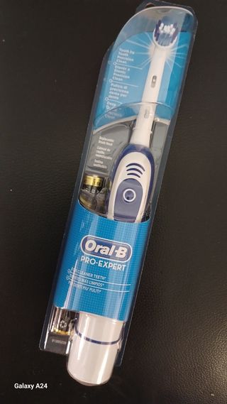 Cepillo Oral-B Pro-Expert