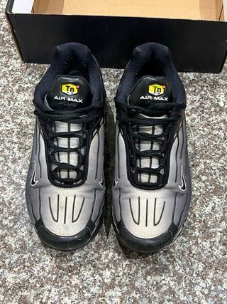 Nike Air Max Plus TN - Zapatillas negras y platead