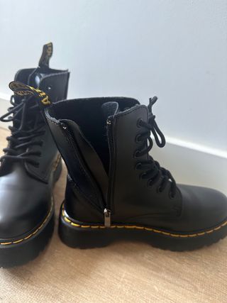 Botas Dr. Martens negras plataforma 39