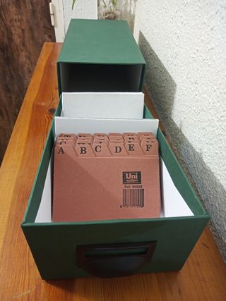 Cajón archivador tarjetas Vintage